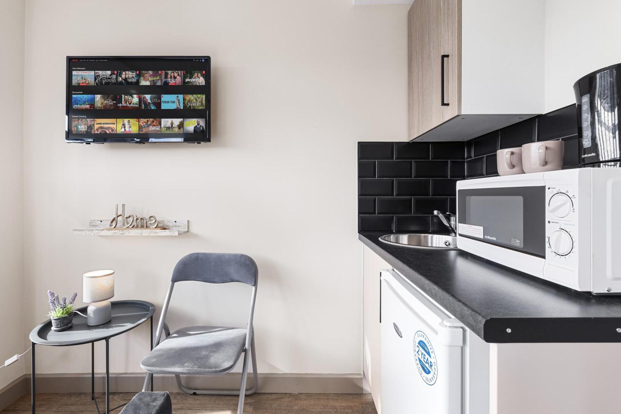 Serviced Ensuite Modern Studio - Sleeps 2 - Near Wembley Stadium - Good Transport Link To Central London - Harrow Ha3 Hatch End Kültér fotó